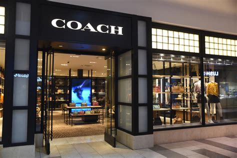 coach boutique near me.